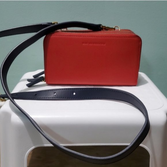 NEW WANT LES ESSENTIELS Petra Zip Red Orange Navy Crossbody Belt Bag Wallet - Picture 4 of 13